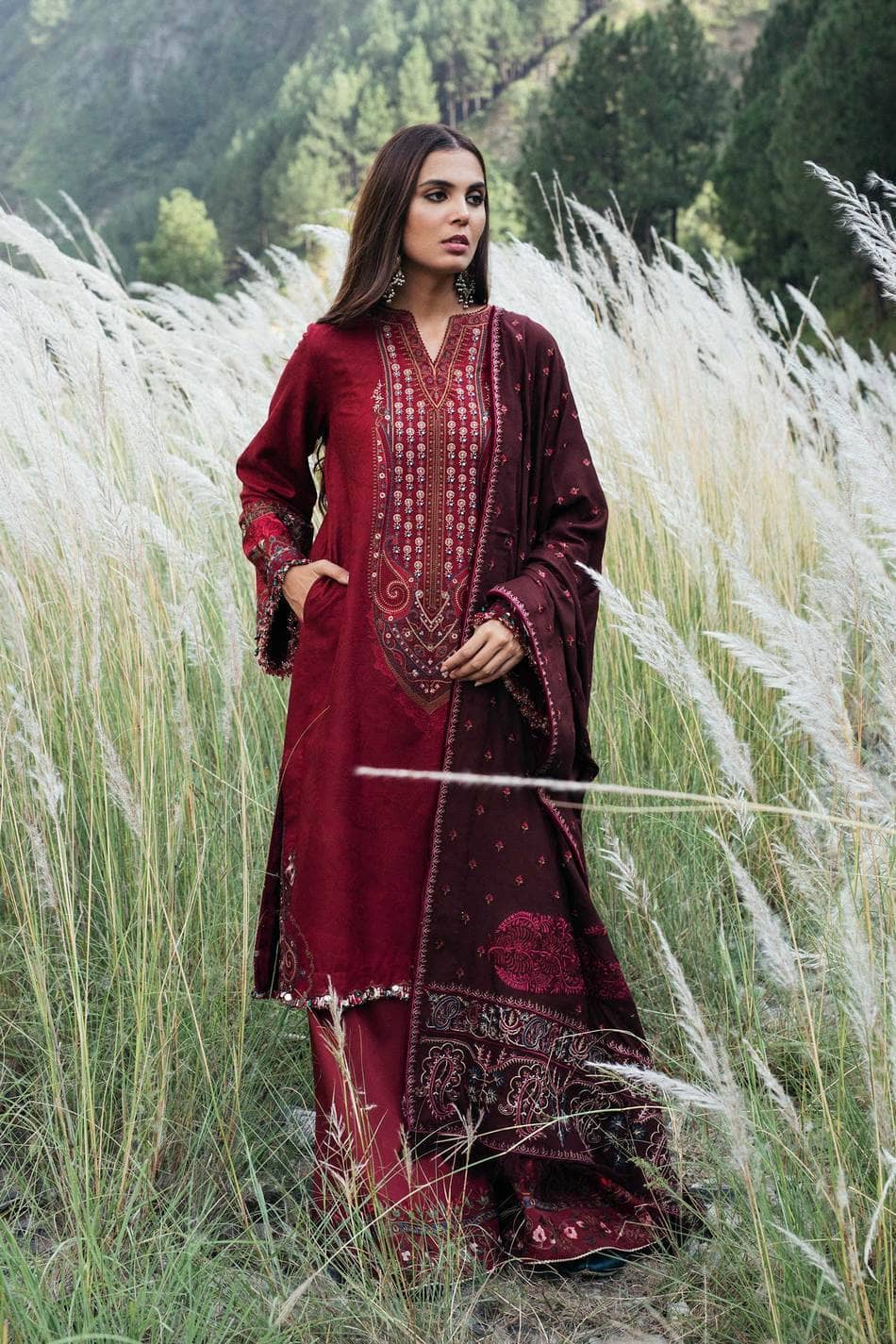 img_zaha_winter_21_awwal_boutique