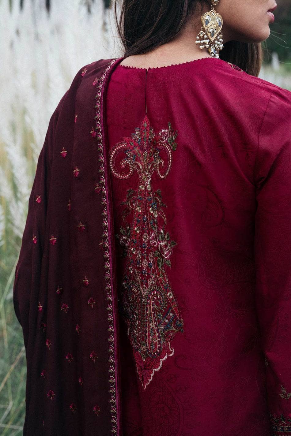 img_zaha_winter_21_awwal_boutique