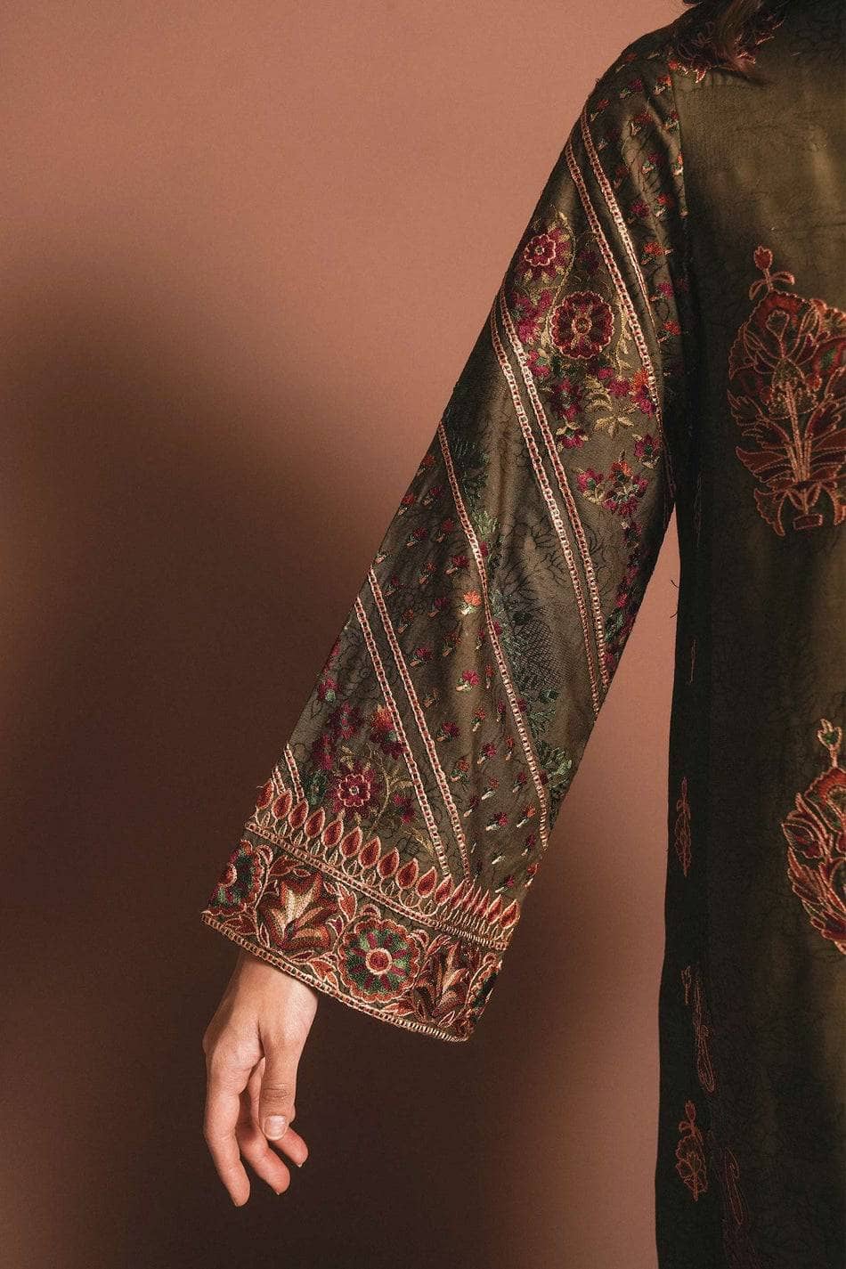 img_zara_shahjahan_winter_21_awwal_boutique
