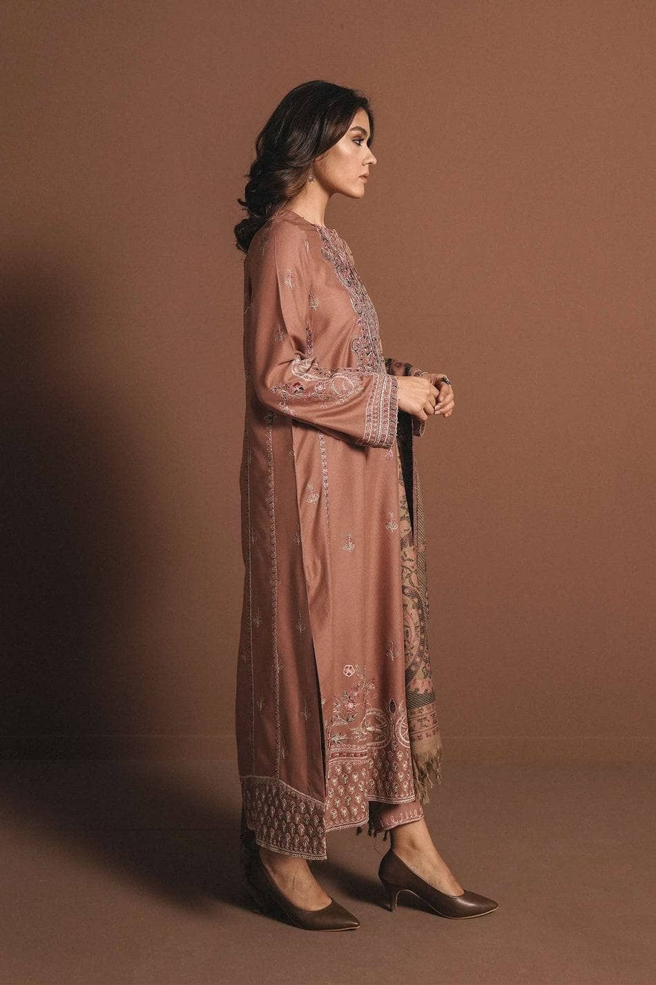 img_zara_shahjahan_winter_21_awwal_boutique