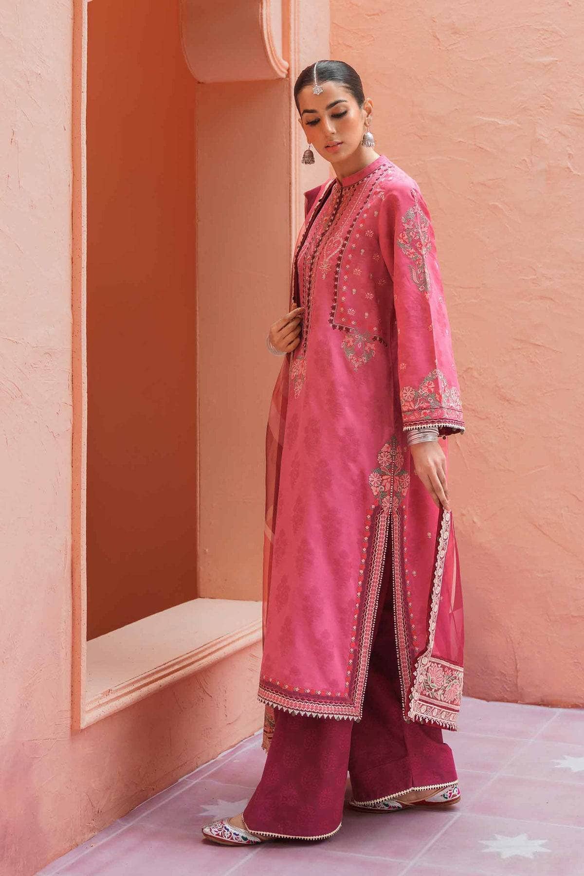 img_zara_shahjahan_lawn_23_awwal_boutique