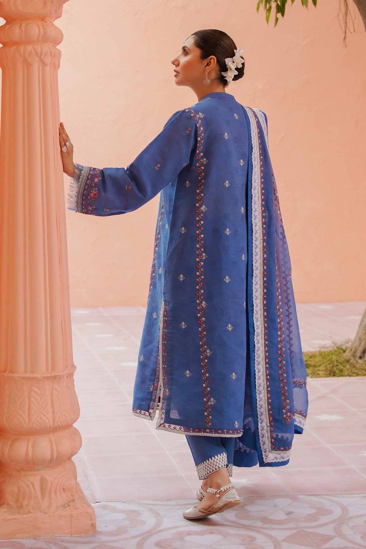 img_zara_shahjahan_lawn_23_awwal_boutique