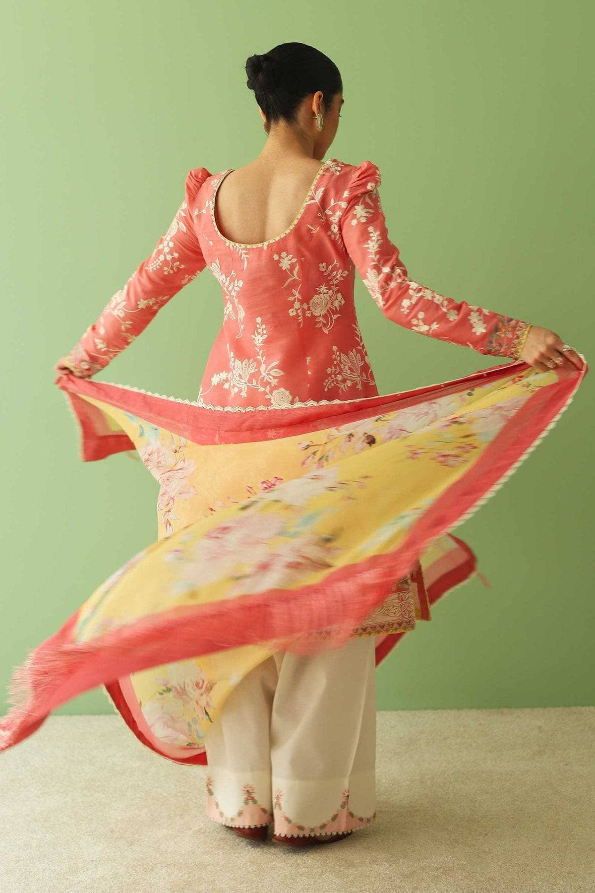 img_zara_shahjahan_lawn_23_awwal_boutique