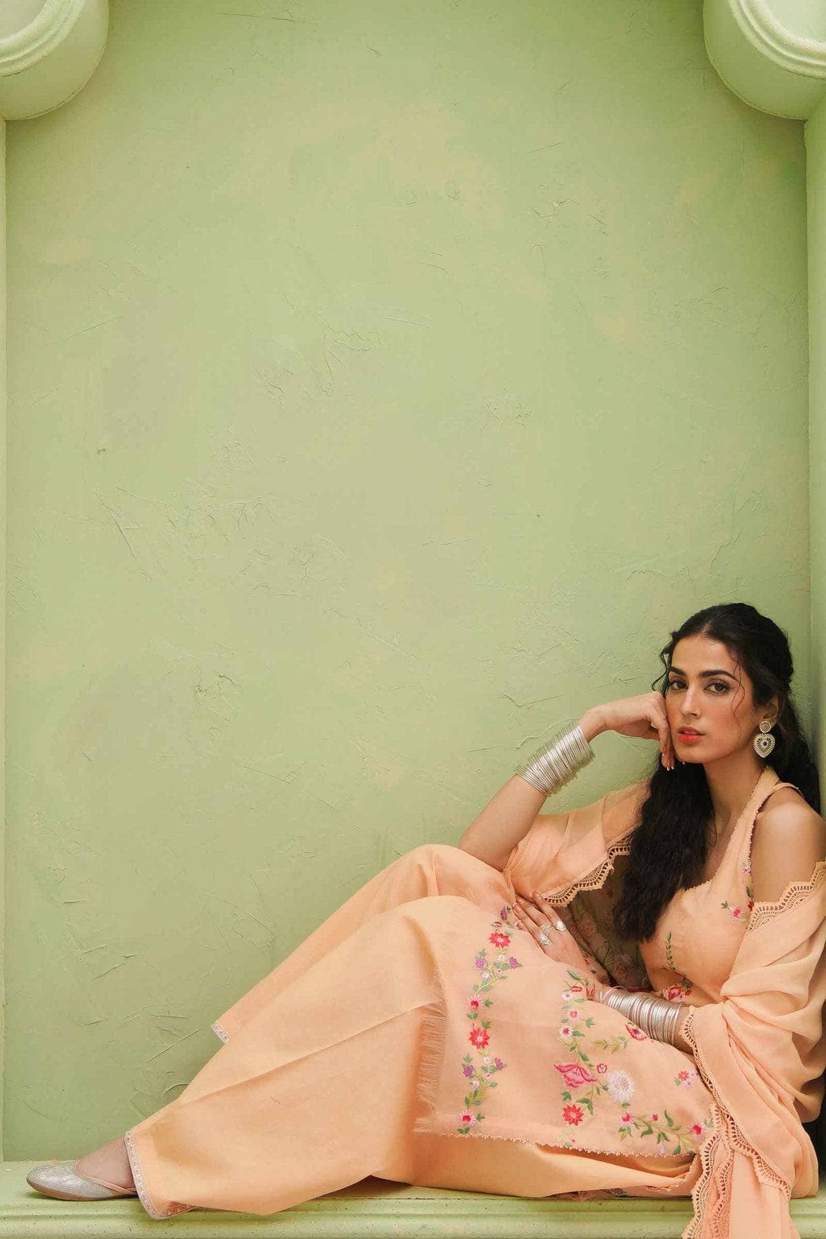 Img_zara_shahjahan_lawn_23_awwal_boutique