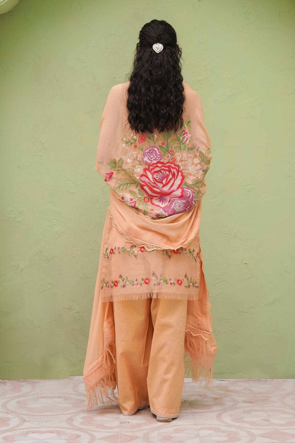 Img_zara_shahjahan_lawn_23_awwal_boutique