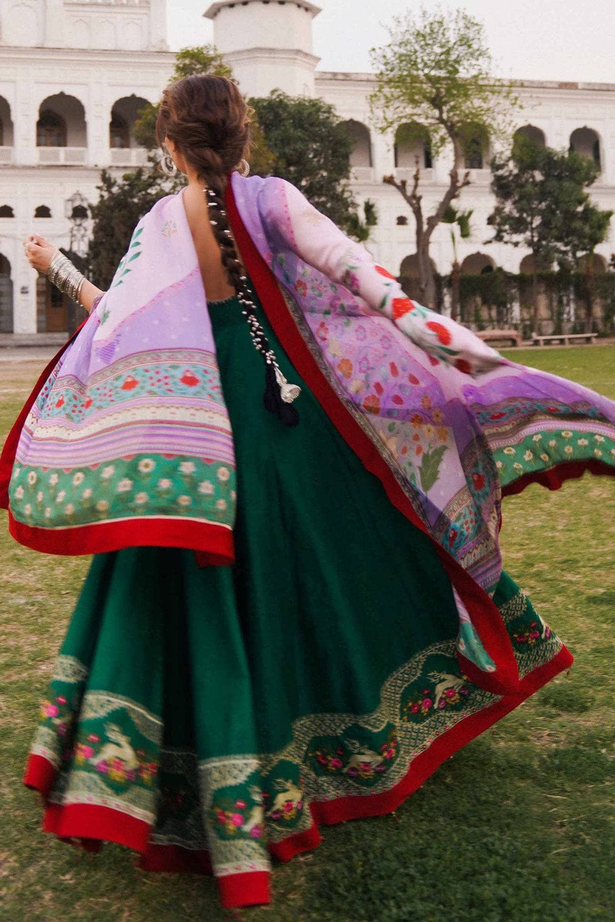 img_zara_shahjahan_lawn_23_awwal_boutique