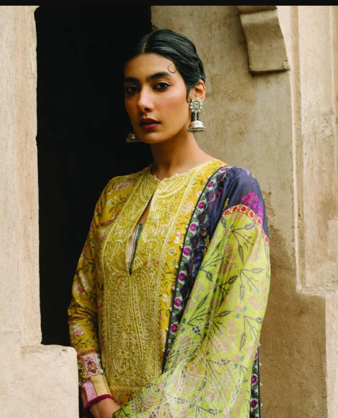 img_zara_shahjahan_lawn_garden_of_love_2020_awwal_boutique
