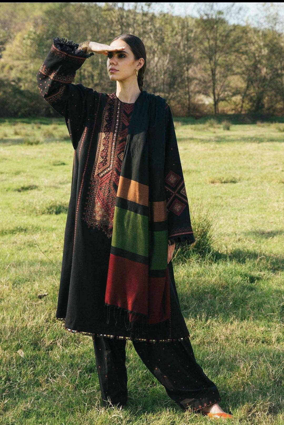 img_zara_shahjahan_winter_shawl_collection_awwal_boutique