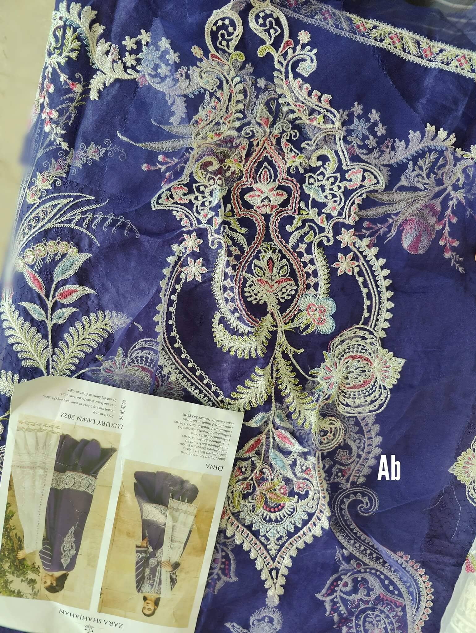 img_open_pic_zara_shahjahan_lawn_22_awwal_boutique
