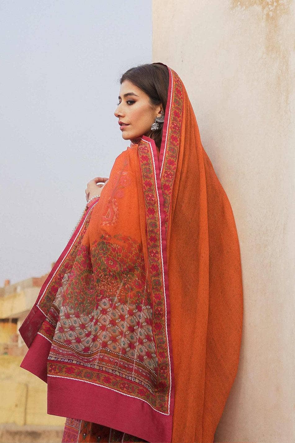 img_zara_shahjahan_lawn_22_awwal_boutique