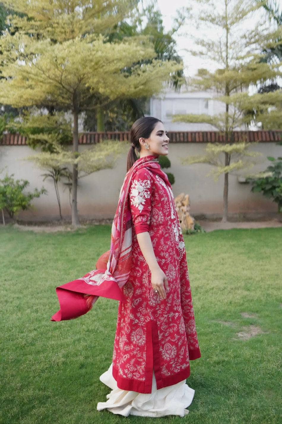 Restocked\Zara Shahjahan Lawn 22/Gulaab B