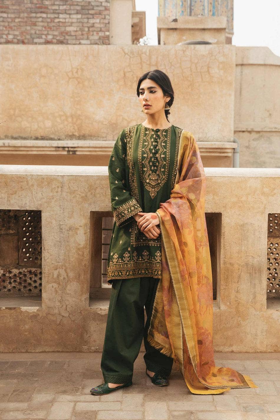 Img_zara_shahjahan_lawn_22_awwal_boutique