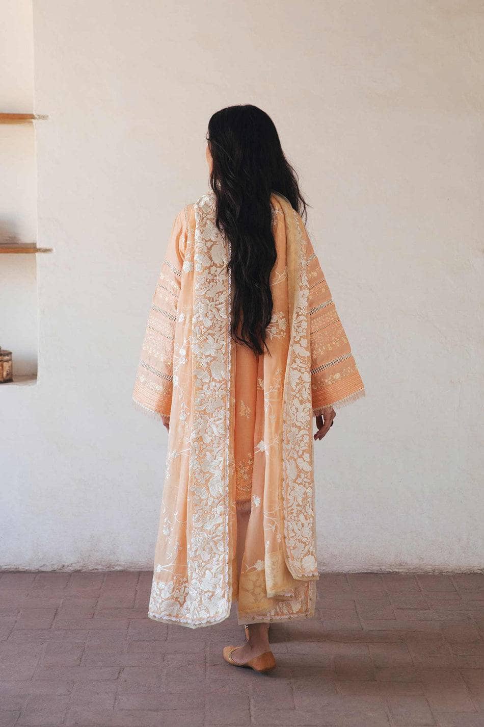 img_zara_shahjahan_lawn_22_awwal_boutique