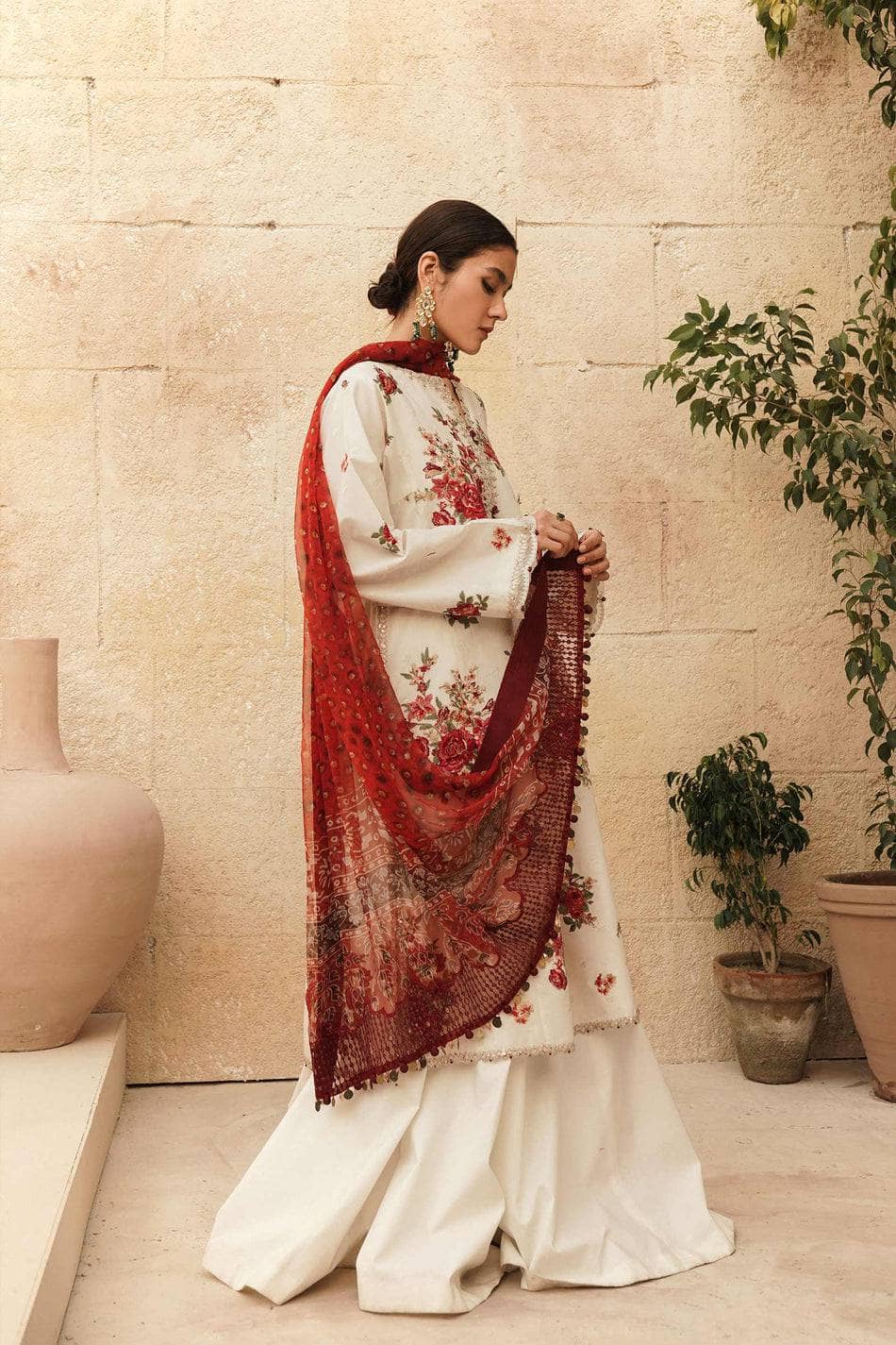 img_zara_shahjahan_lawn_22_awwal_boutique