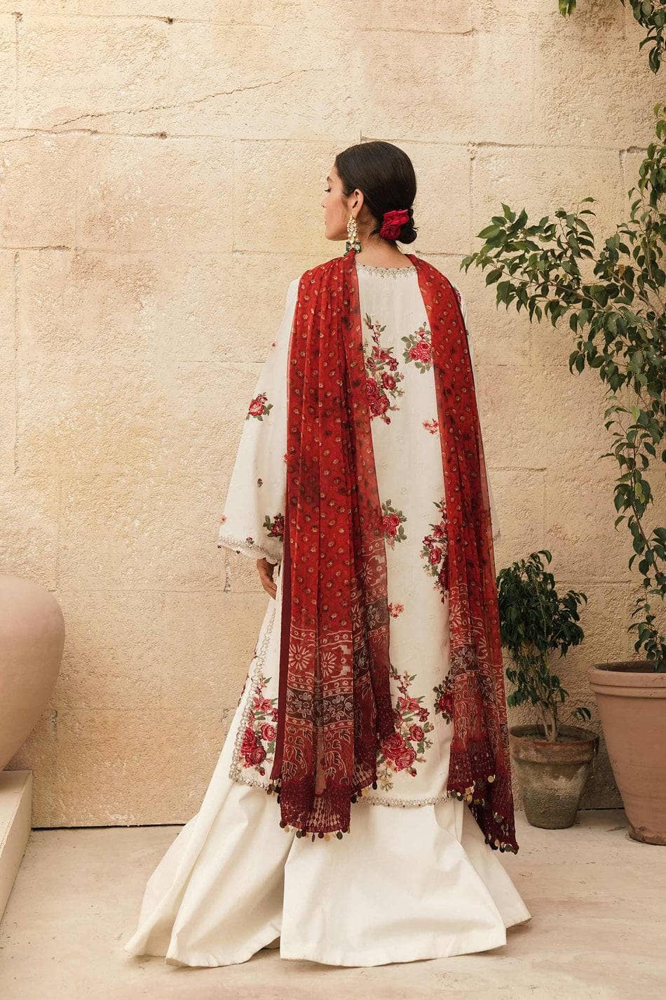 img_zara_shahjahan_lawn_22_awwal_boutique