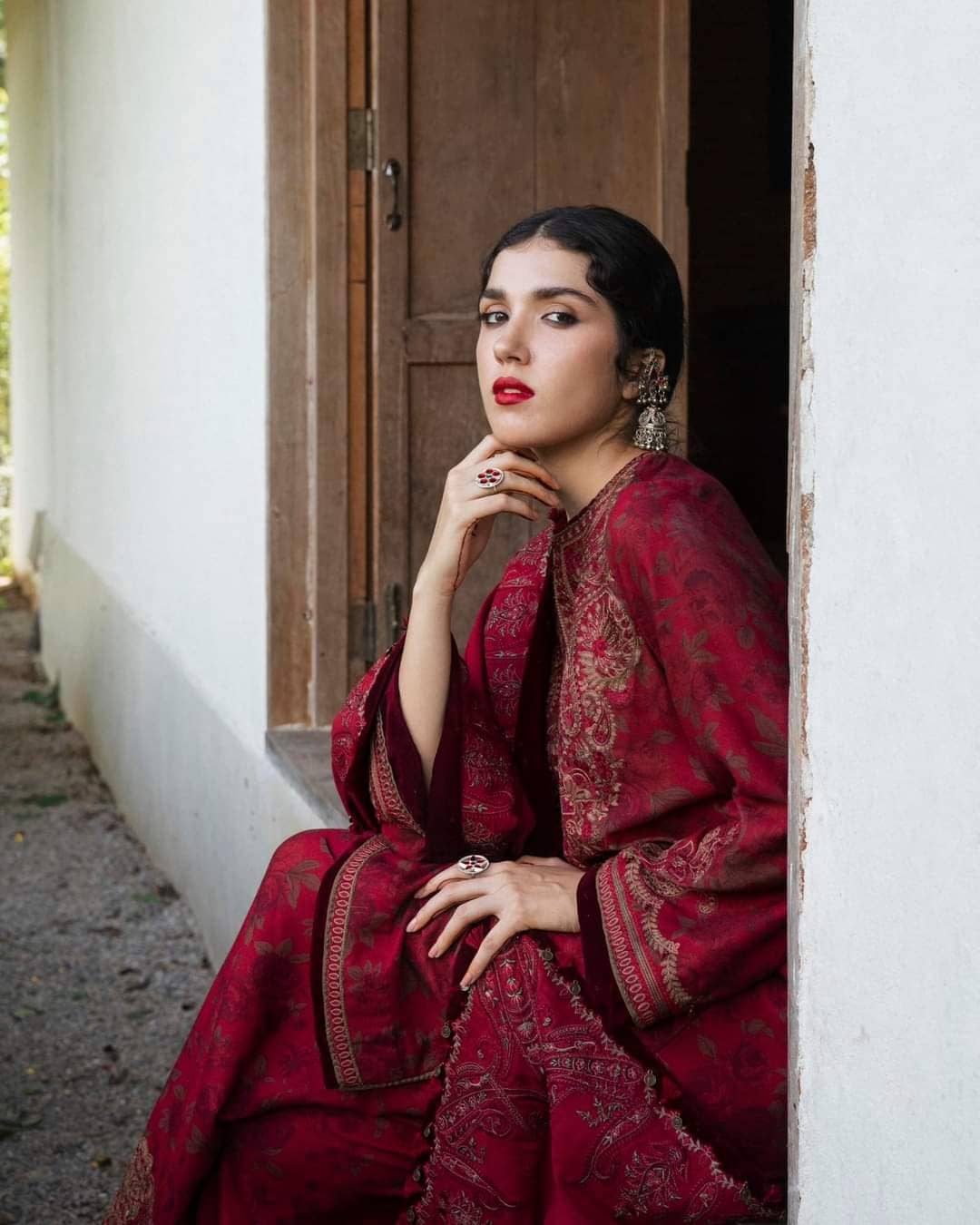 img_zara_shahjahan_winter_shawl_collection_22_awwal_boutique