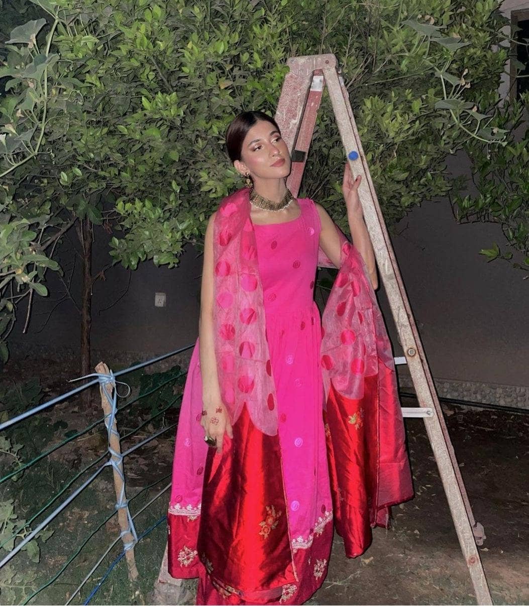 Img_zara_shahjahan_lawn_22_awwal_boutique