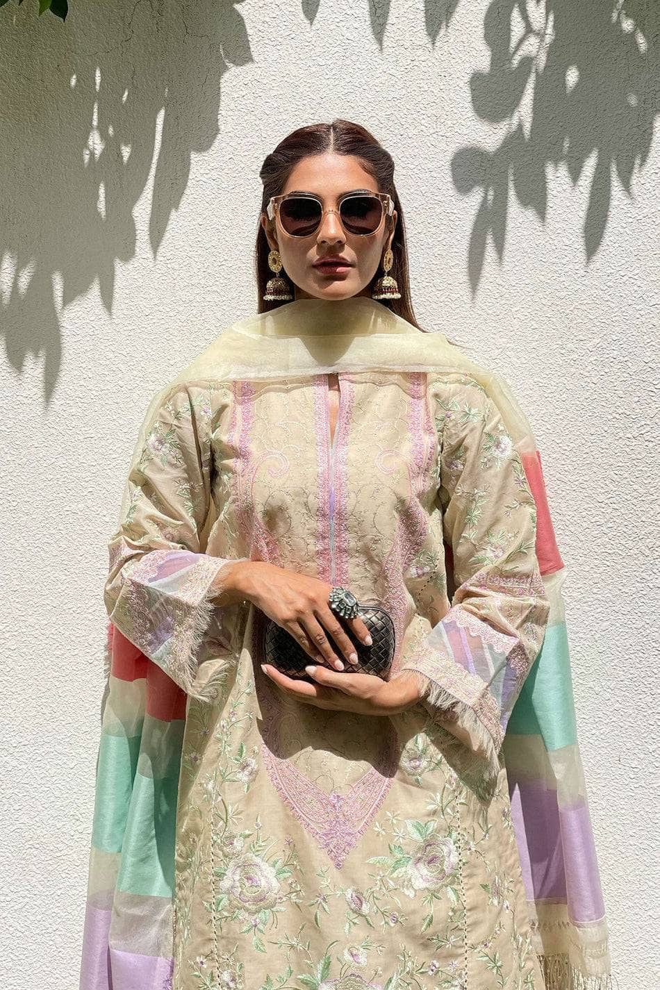 img_zara_shahjahan_lawn_22_awwal_boutique