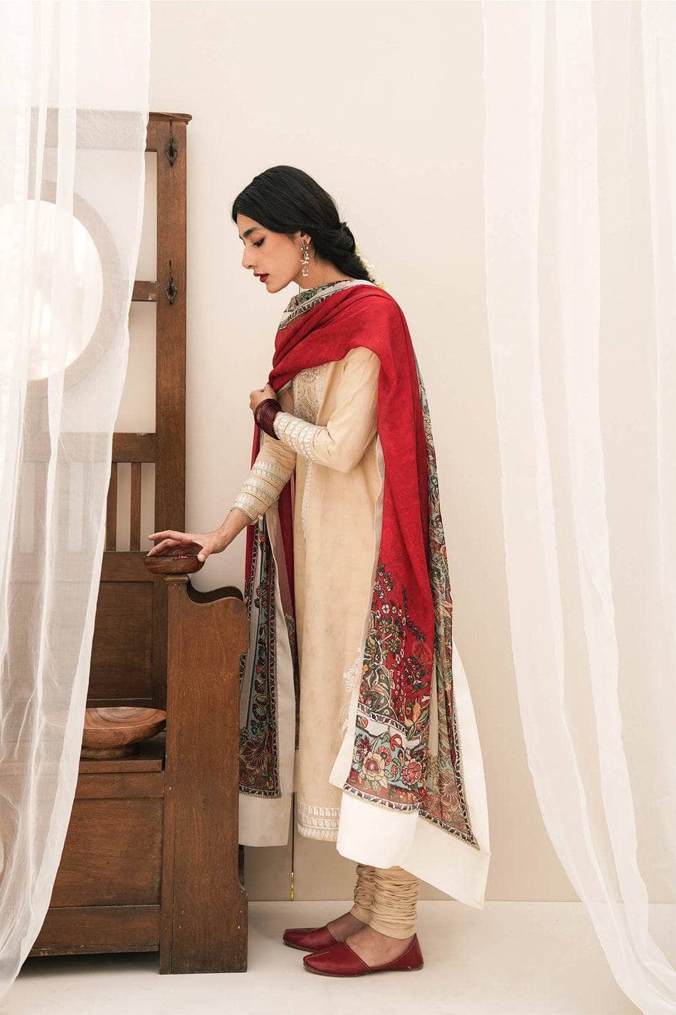 img_zara_shahjahan_lawn_22_awwal_boutique