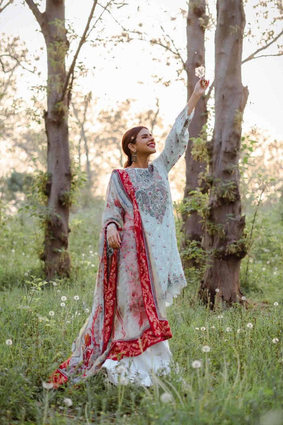 img_zara_shahjahan_lawn_22_awwal_boutique