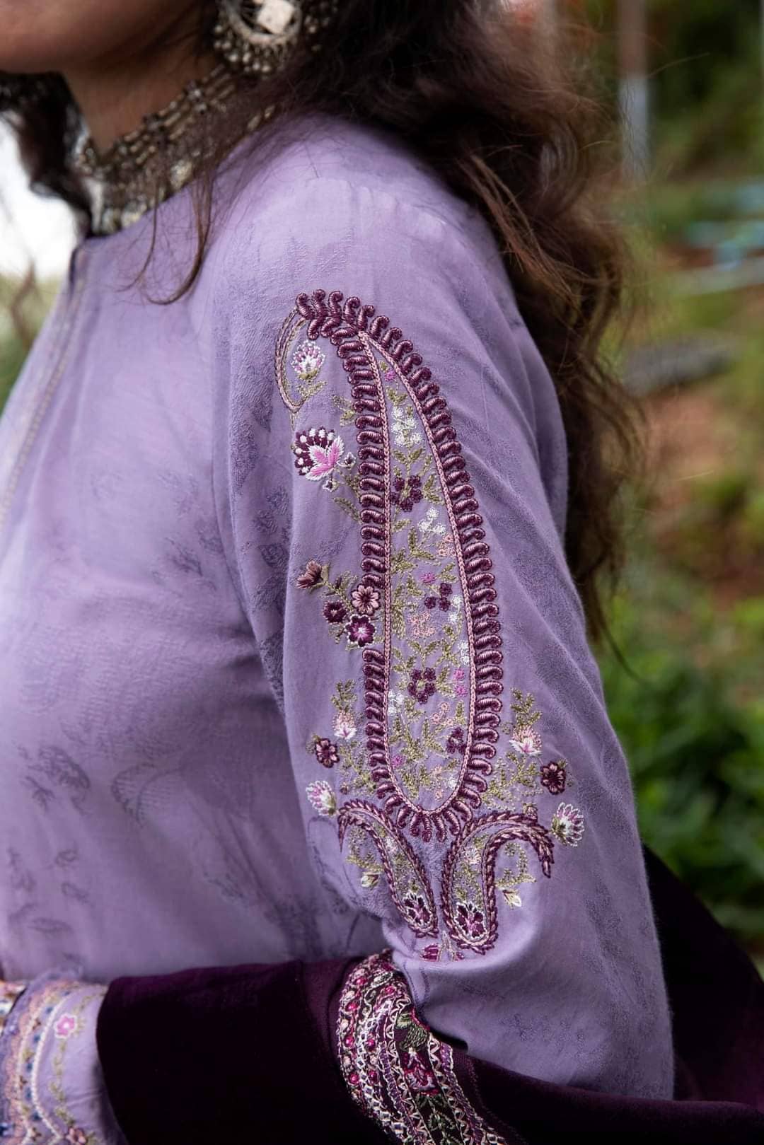 img_zara_shahjahan_winter_shawl_collection_22_awwal_boutique
