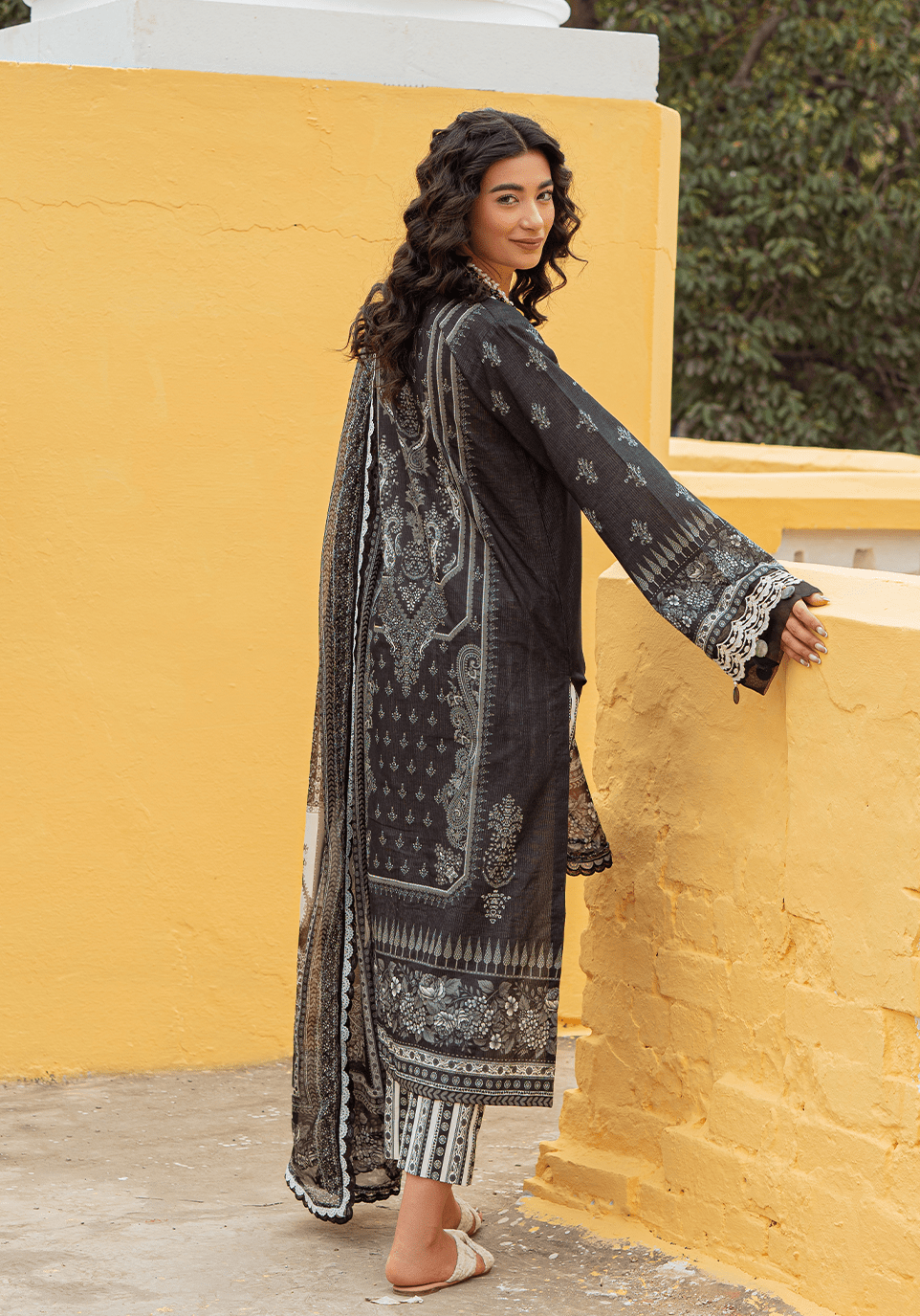 Zarqash Tresor Lawn 23/4A/Silk Dupatta