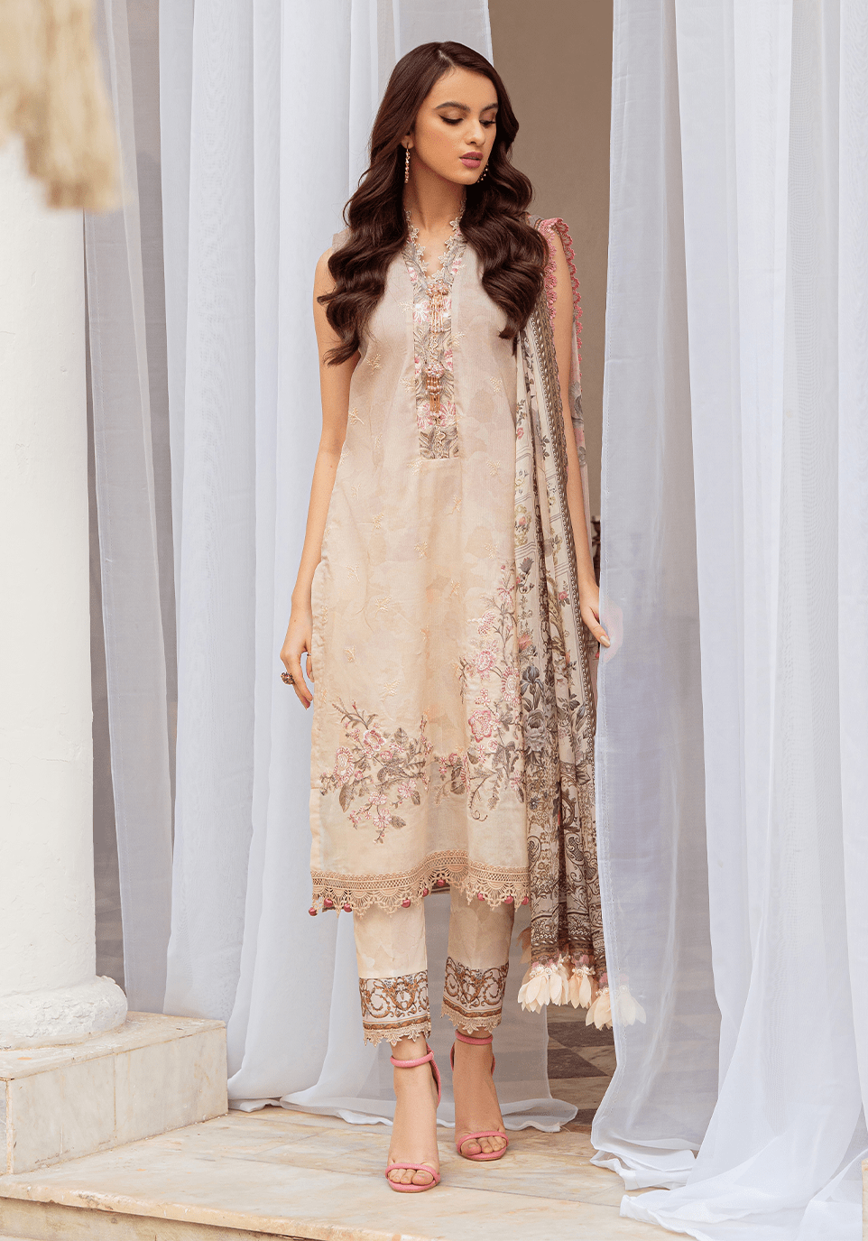 img_zarqash_lawn_23_awwal_boutique