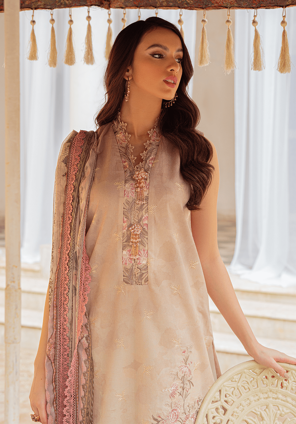img_zarqash_lawn_23_awwal_boutique