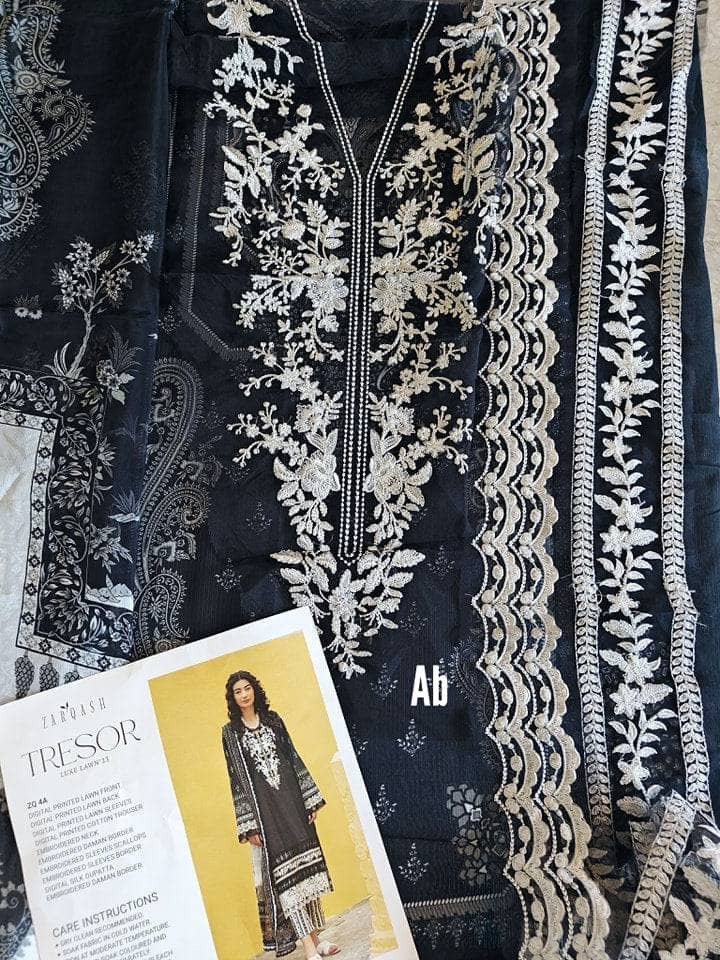img_zarqash_lawn_23_awwal_boutique