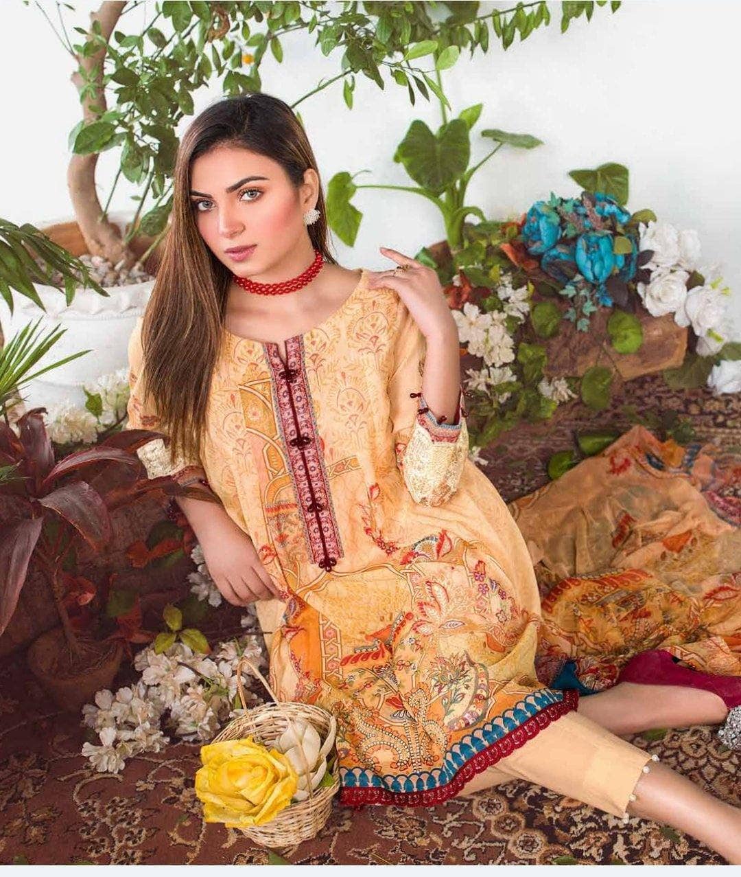 img_zebaish_hareem_swiss_voil_awwal_boutique