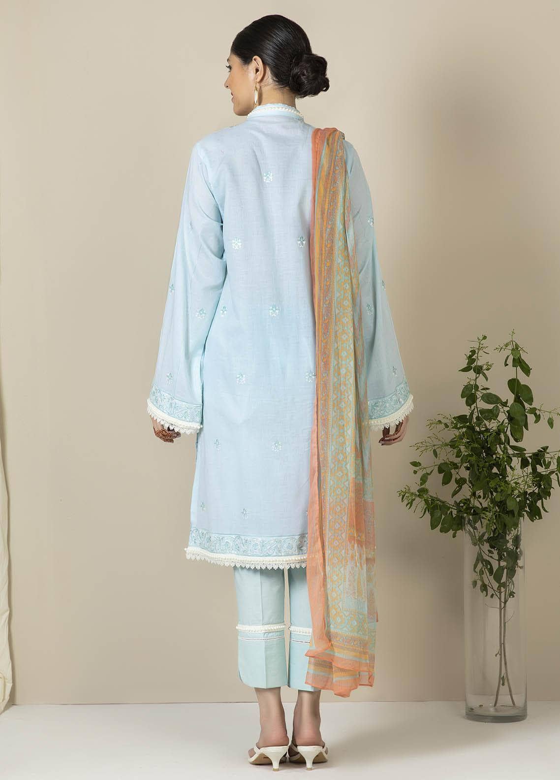 img_zellbury_lawn_2021_awwal_boutique