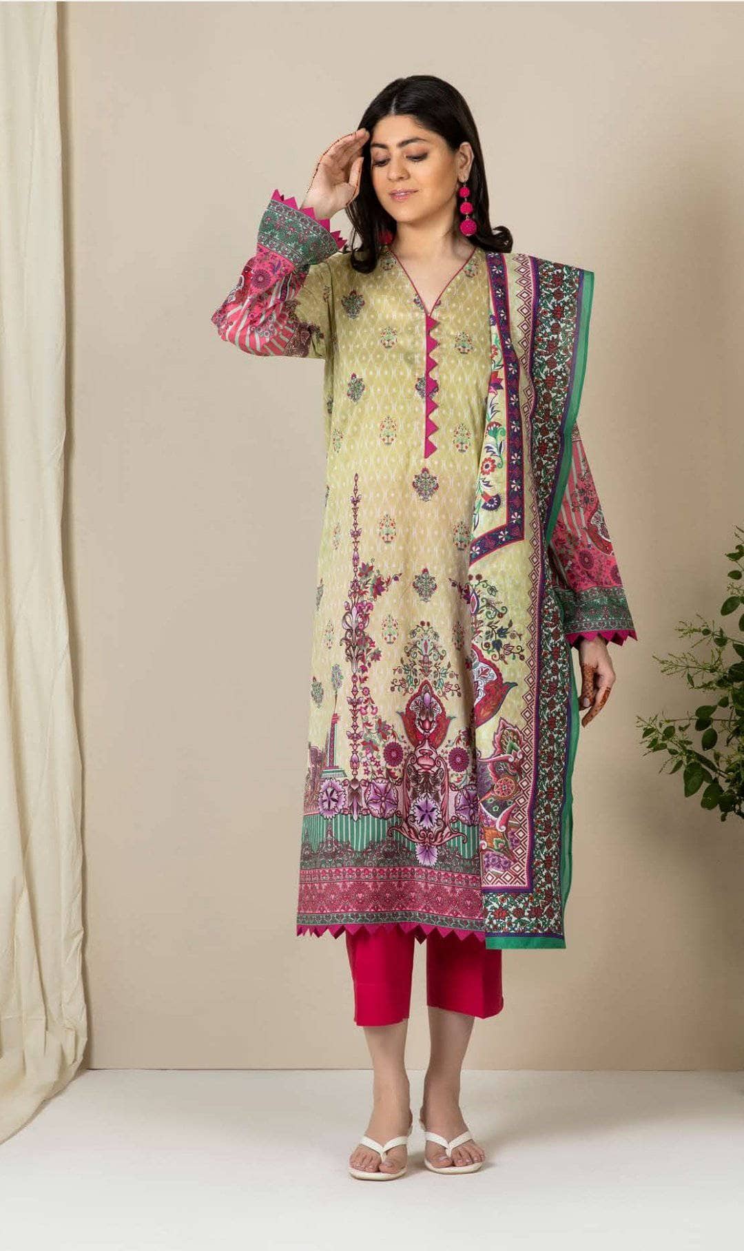 img_zellbury_lawn_2021_awwal_boutique