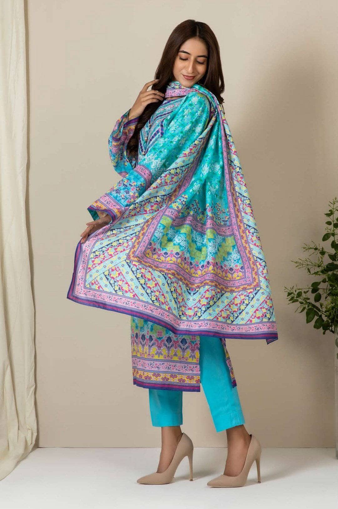 img_zellbury_lawn_2021_awwal_boutique