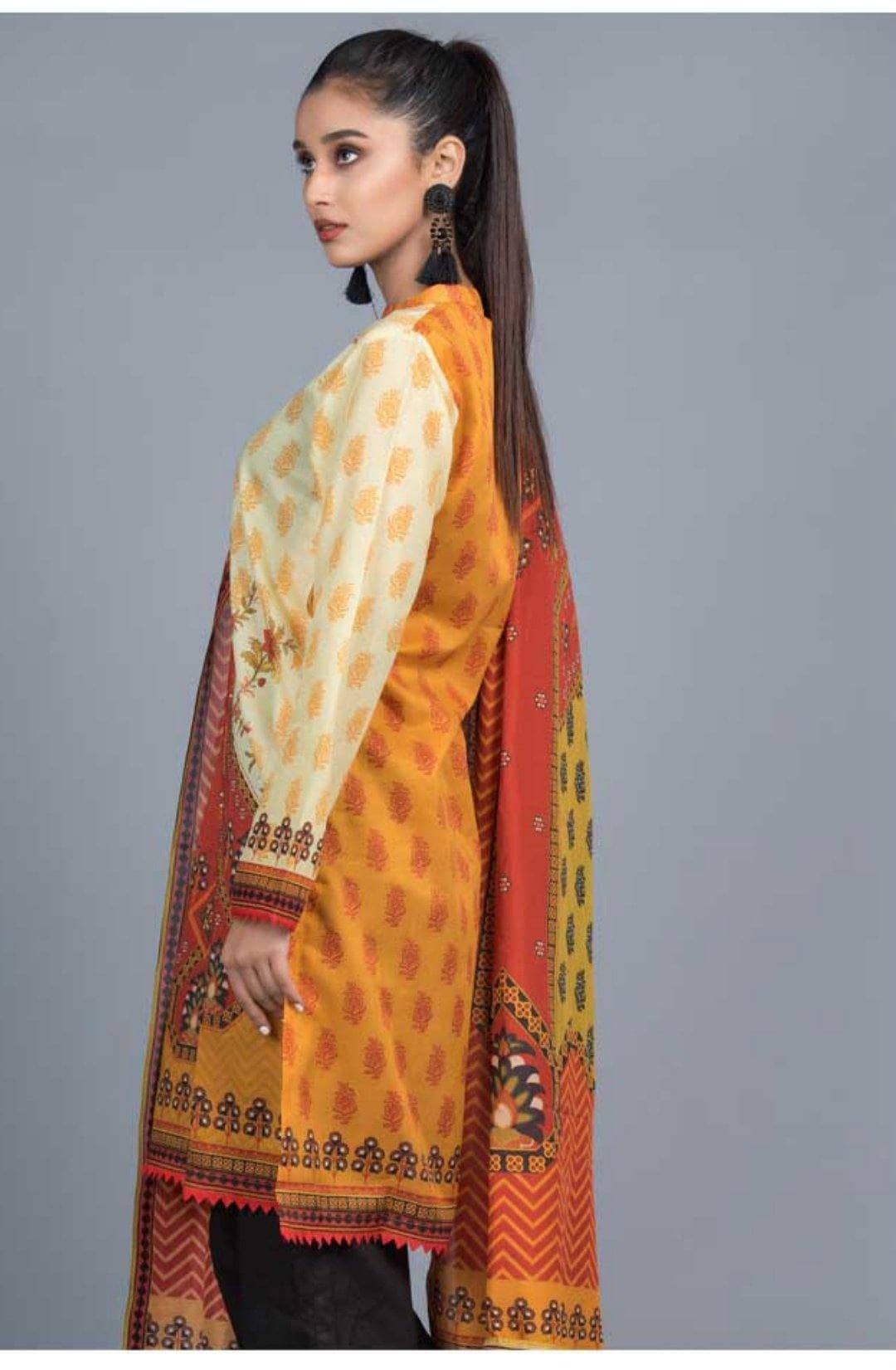 img_zellbury_lawn_collection_awwal_boutique