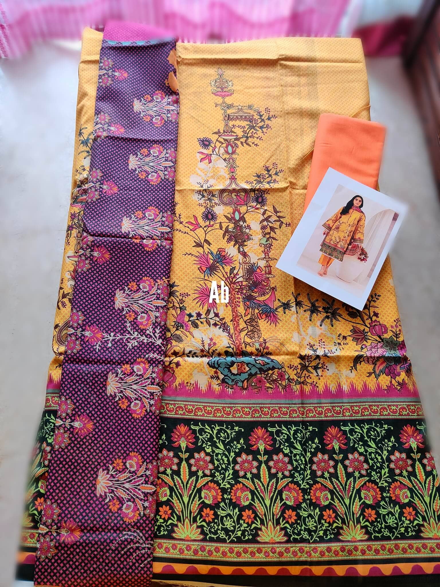 img_open_pic_zellbury_lawn_2021_awwal_boutique