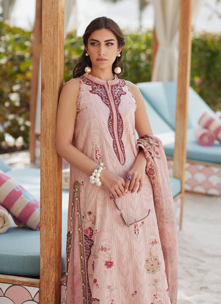 img_farah_talib_aziz_lawn_awwal_boutique