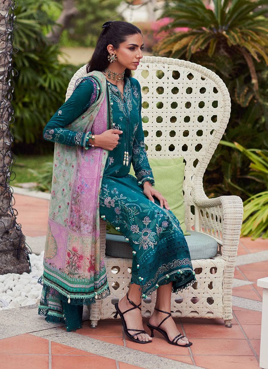 img_farah_talib_aziz_lawn_awwal_boutique