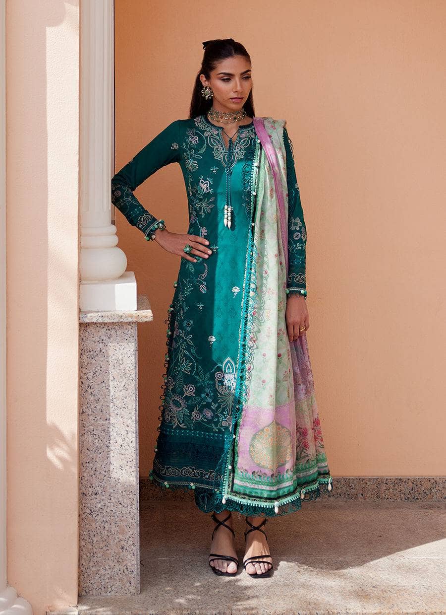 img_farah_talib_aziz_lawn_awwal_boutique