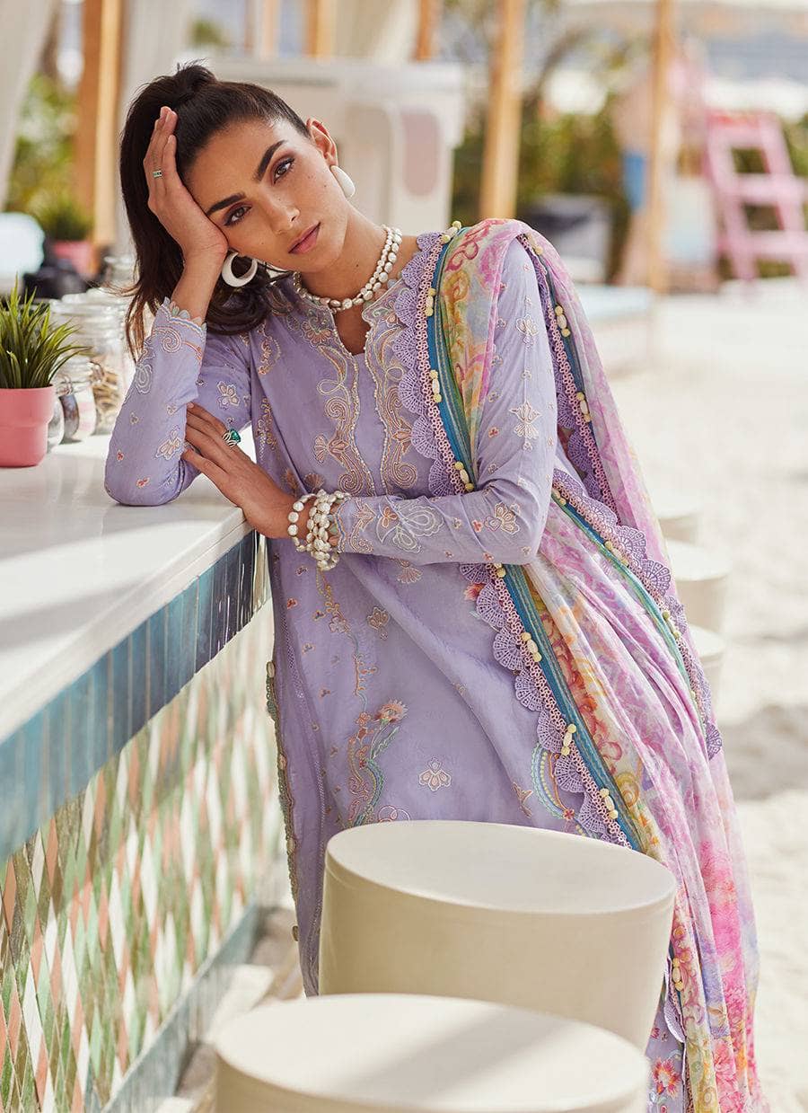 img_farah_talib_aziz_lawn_awwal_boutique