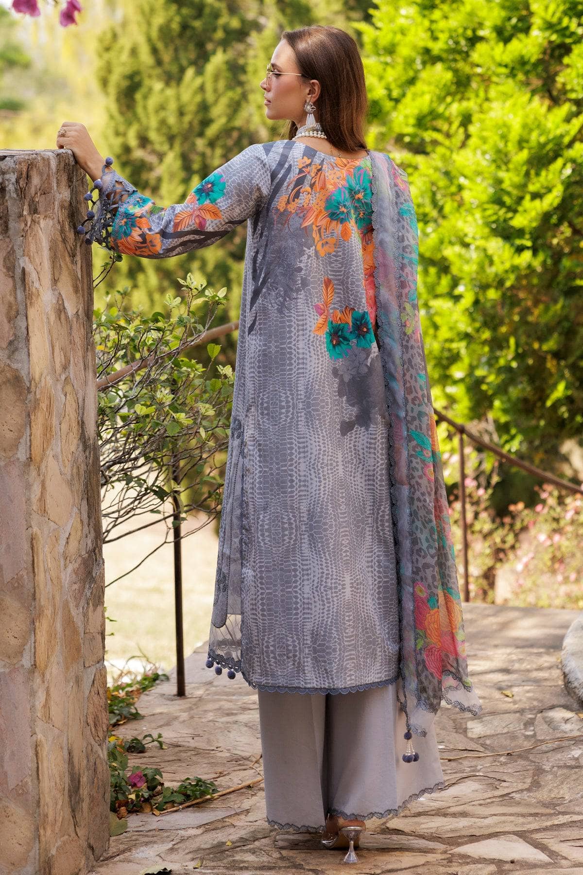 Charizma Combination Lawn 25 Vol 3/D 16