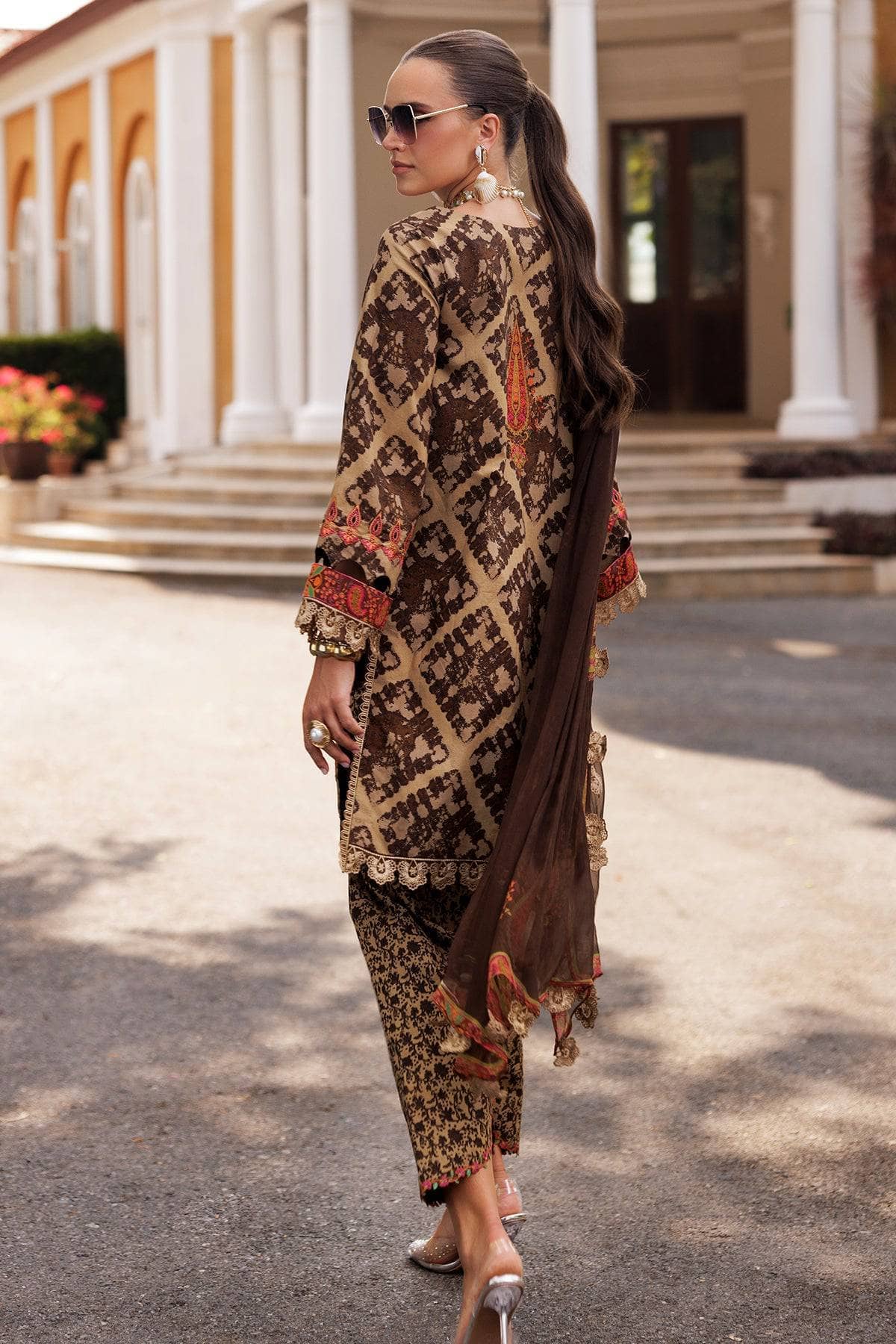 img_charizma_combination_awwal_boutique