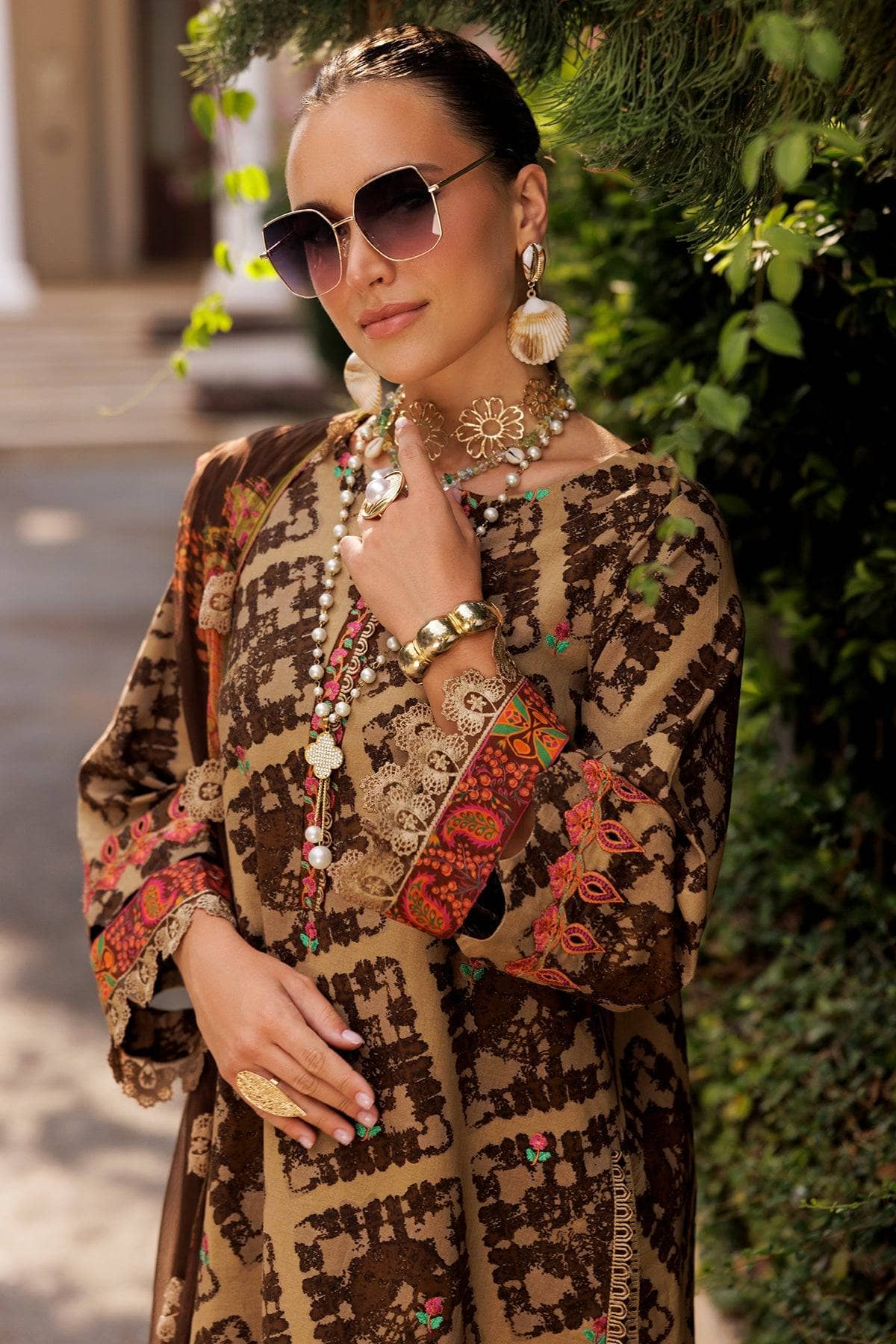 img_charizma_combination_awwal_boutique