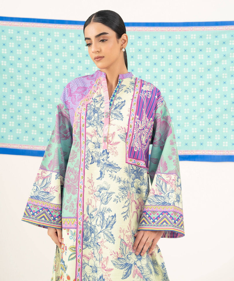 img_sapphire_winter_suit_awwal_boutique