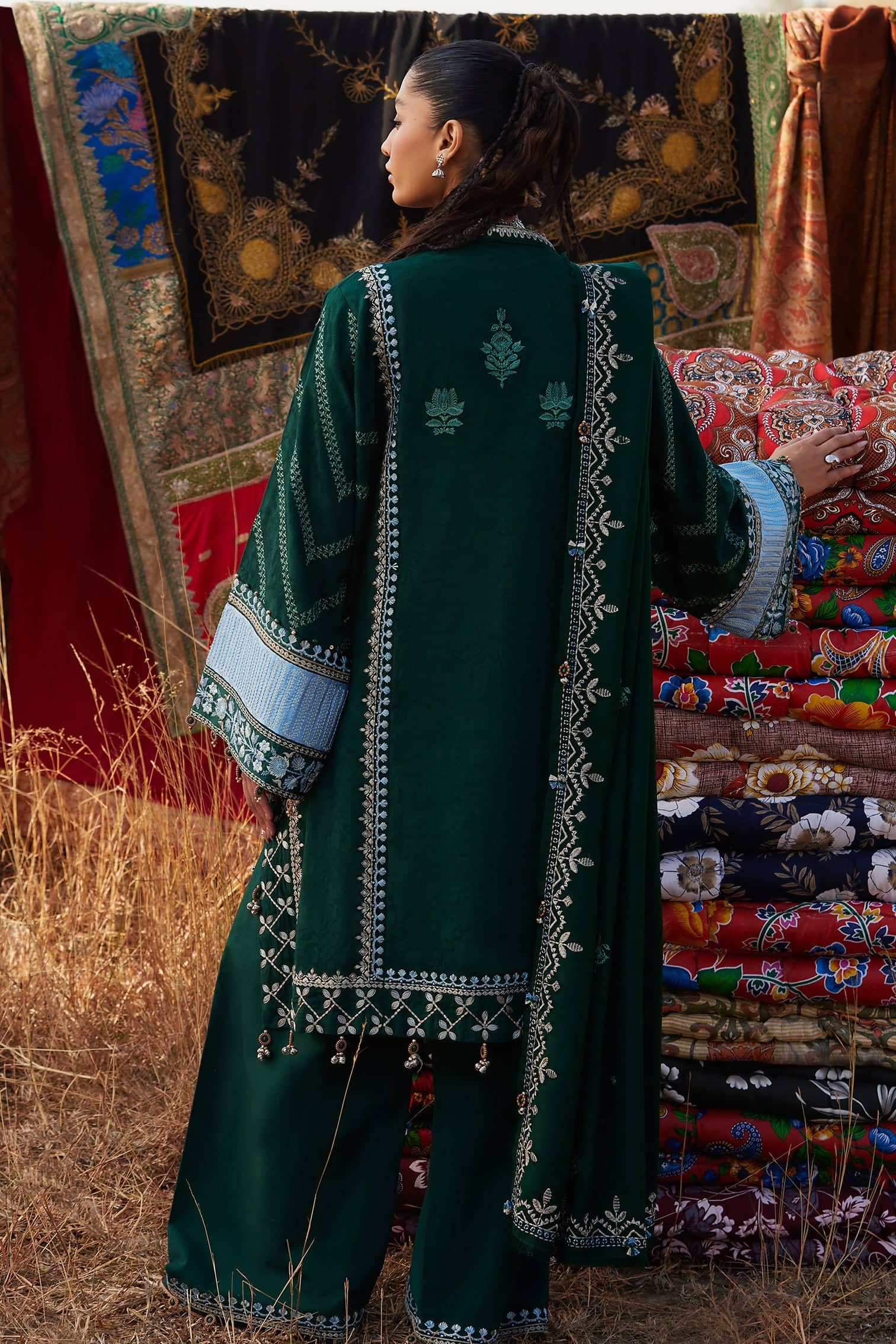 Restocked/Zaha Winter 25/YASMIN (ZW25-09)