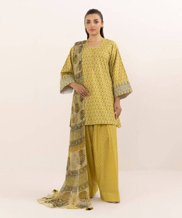 Sapphire Intermix 25/Vol 2/Printed Cotton Suit/Mustard