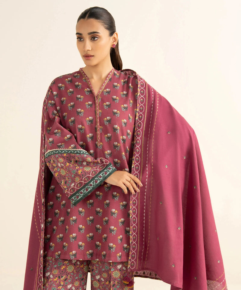 Sapphire Fall Winter 25/Embroidered Light Khaddar Suit/03PEDY25V85B