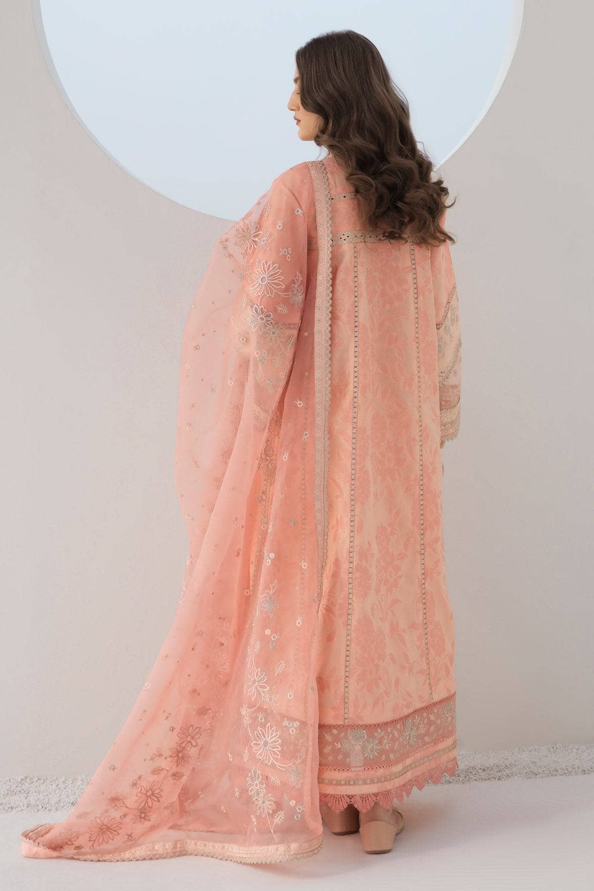 img_baroque_lawn_23_awwal_boutique