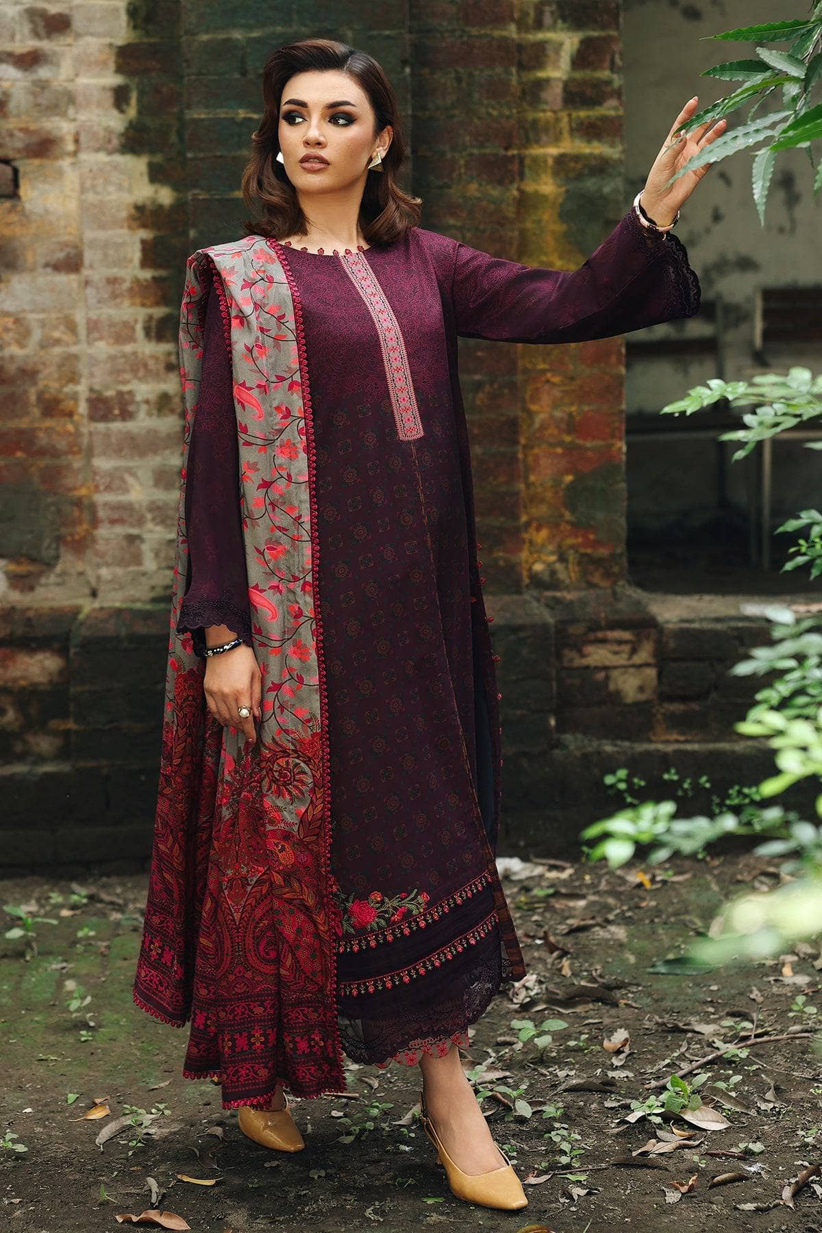 img_charizma_combination_awwal_boutique