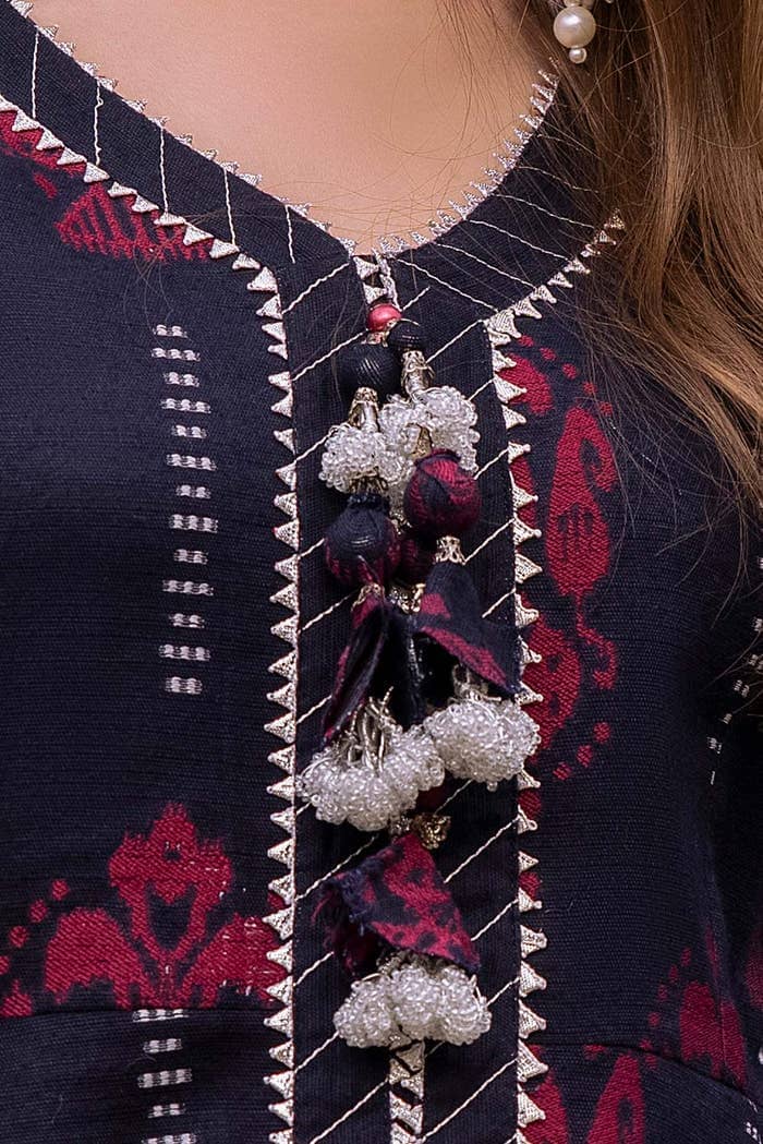 img_gul_ahmed_winter_24_Awwal_boutique