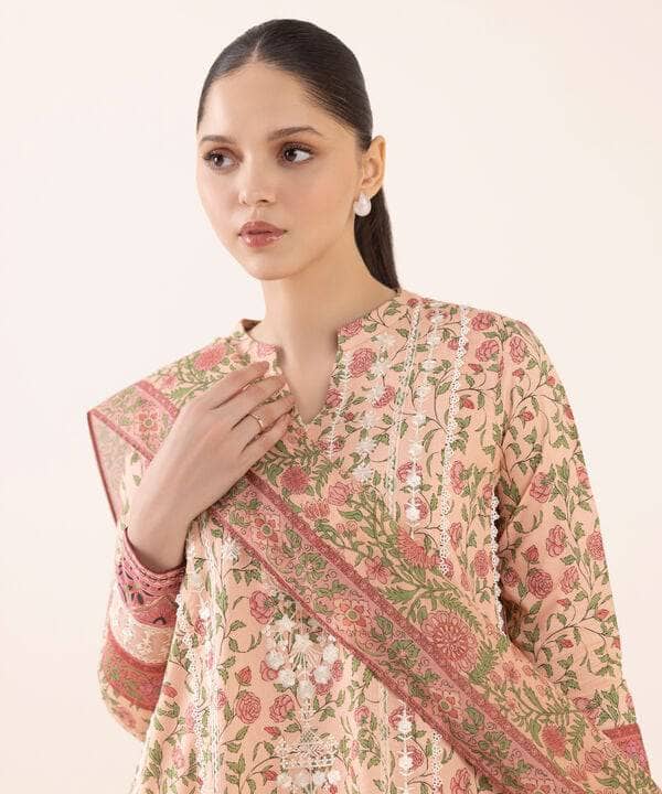 Sapphire Intermix 25/Vol 2/Embroidered Lawn Suit/Peach Green